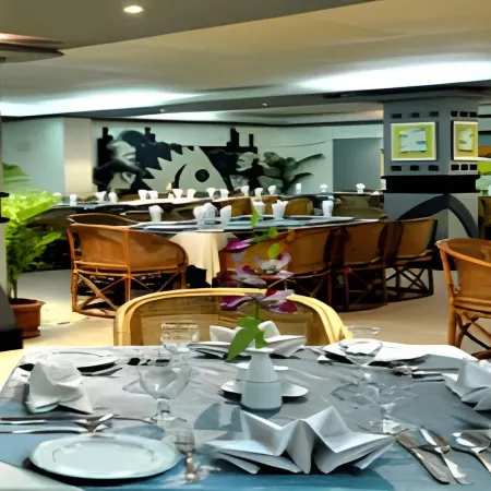 Hotel Tower Inn