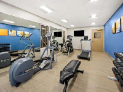 Comfort Inn & Suites High Point - Archdale Hotels in Archdale