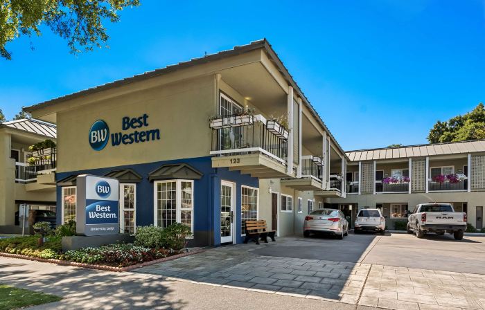 Best Western University Lodge