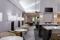 Homewood Suites by Hilton Medford - Breakfast