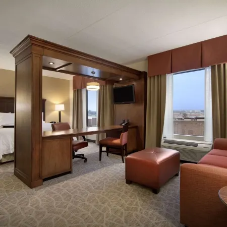 Hampton Inn & Suites Charles Town