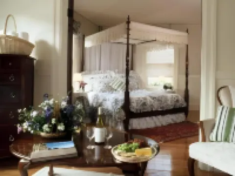 Cleveland House Inn Hotels in 