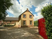 Lovely Farmhouse in Wijlre with Forest Nearby
