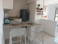 Beautiful Studio Very Close To The Beach and 5th Avenue