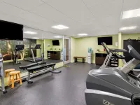 Best Western Plus Inner Harbour Hotels near Laurel Point