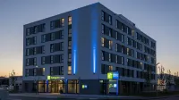 Holiday Inn Express Krefeld - Dusseldorf Các khách sạn gần Museum Haus Lange & Museum Haus Esters