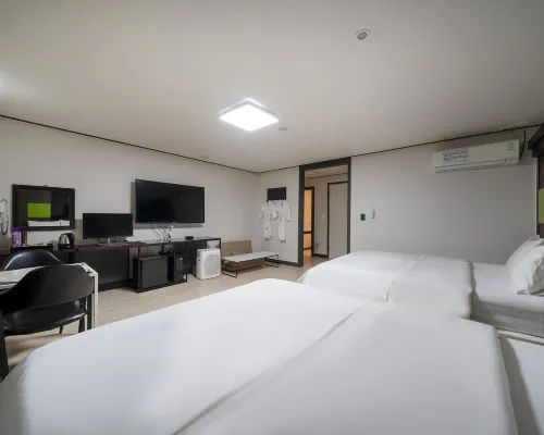 From H J Hotel Osan Hotels in Osan