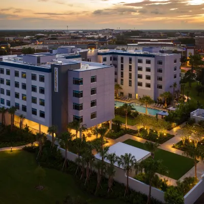 The Celeste Hotel, Orlando, a Tribute Portfolio Hotel Hotels near Publix Super Market at Town Park