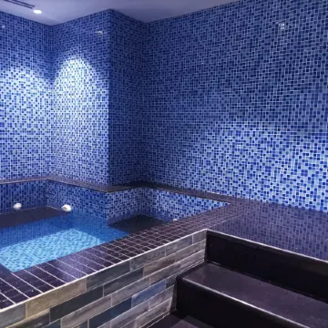 White Diamond Hotel Sari