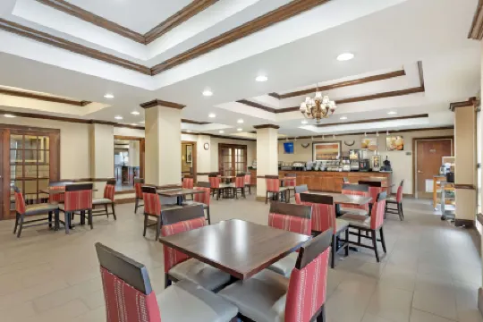 Comfort Inn & Suites Carneys Point