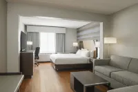 Hotel Trilogy Albany Airport, Tapestry Collection by Hilton Hotels in Colonie