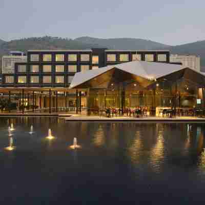 마라사 사로바르 프리미어 Hotel Exterior