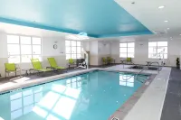 Hampton Inn and Suites Lafayette Medical Center - Swimmingpools