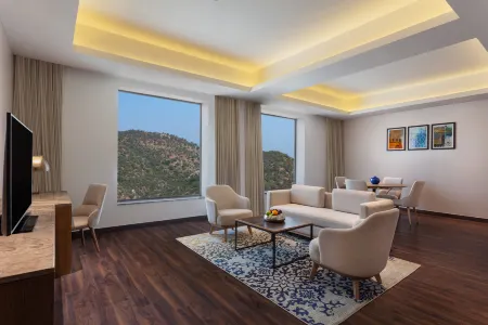 DoubleTree by Hilton Jaipur Amer