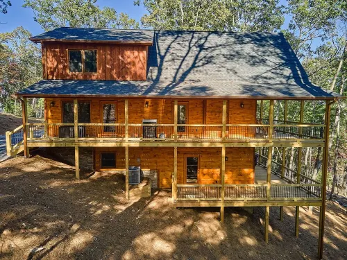 Spacious Mountain Cabin w/Mountain Views, Hot Tub & Game Room!