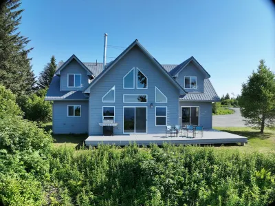 Whole house, Stariski Creek, BEAUTIFUL view!