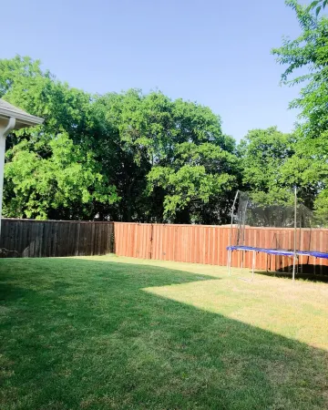 4 beds/ 3 bedrooms/ Family & Pet Friendly