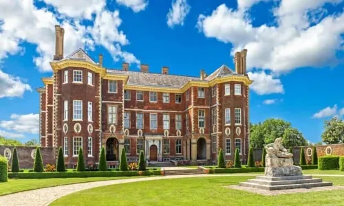 The Isabella Studio by Richmond Park