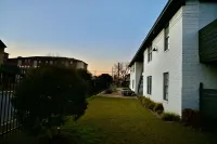 Spaciously Styled Apartment -  Close to Baylor and Magnolia