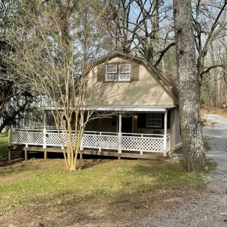 Catfish Cabin - Perfect Little Get-away