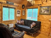 Rustic and cozy cabin with all new amenities near beautiful Hatcher’s Pass Hotels in Fishhook