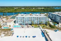 Indian Shores Beachfront 3/2 condo for up to 8 adults Hotels near Seaside Seabird Sanctuary