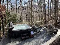 APPsolute Heaven- A 4 Season Mountain Retreat