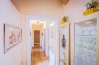 Escelente Villa Familiar con Piscina Privada en el Centro de Corralejo Playa - Private Pools