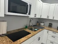 Charming 1-bedroom apartment with AC, WiFi in peaceful Valrico