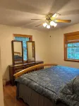 3 BR Mountain Rambler Home - Abundance of Wildlife and Waterways: Railway origin