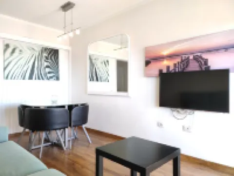 En Playa de Las Vistas. Veramar. Free Parking, Pool!