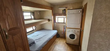 Amaizing Alien capital of the world sky views, never know what it will show!