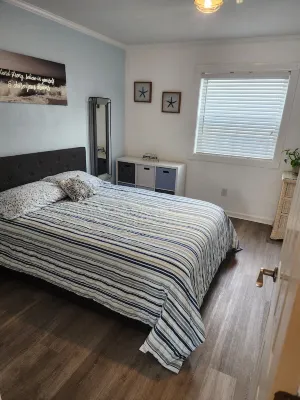 Cozy home away from home just minutes from the Beach