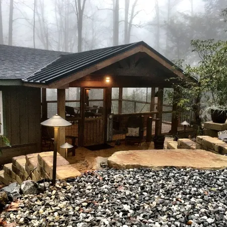 Cozy Appalachian Trail Cabin - Woody Gap & Blood Mountain in Suches, GA