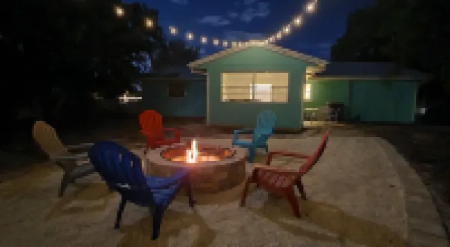 Simply Adorable, Spacious and Cozy Beach Home