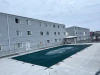 Newly Renovated Condo- mins from Seacreats/ Convention Center & Jolly Rodgers