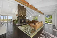 Reconnect with nature in a private bushland setting