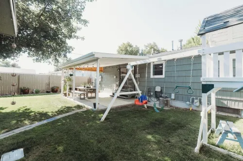 Centrally located 4Bedroom, 5 BEDs & 2Bath; Beautiful backyard