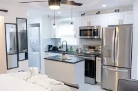 PEACEFUL GETAWAY STUDIO Hotels in Temple Terrace