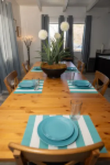 Luxury Nob Hill Apartment w/3 Primary Bedrooms and Chef's Kitchen. Pet Friendly!