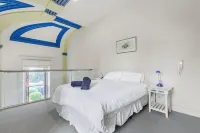 Heart of Queenscliff - Heritage Listed Ballroom Apartment 1 Hotels near Queenscliff Harbour