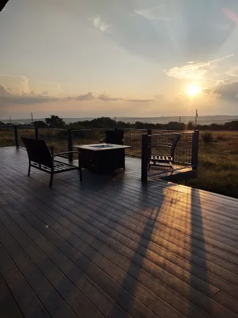 Absolute Repose - Secluded Cottage Отели рядом с достопримечательностью «Национальный исторический парк имени Линдона Б. Джонсона»