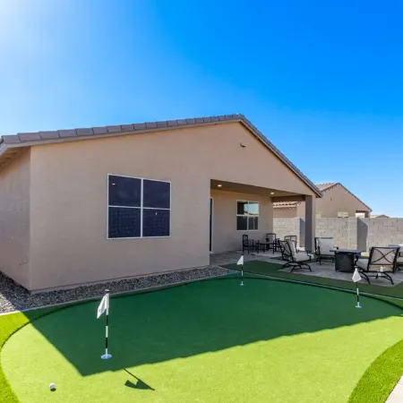 Queen Creek Putting Green & More