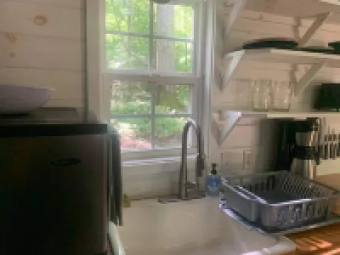 Porcini - Creekside Tiny House #2