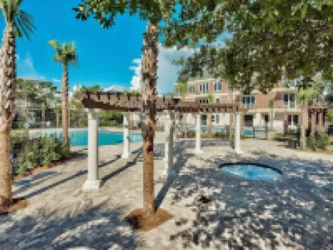 Luxurious Large Studio overlooking 30A nestled between Rosemary and Alys Beach Hotels in Rosemary Beach