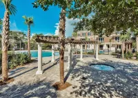 Luxurious Large Studio overlooking 30A nestled b/w Rosemary and Alys Beach