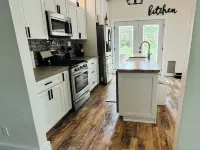 Charming 3-bedroom house in quiet residential neighborhood Hotels in Atlantic