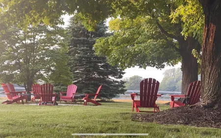 A Peaceful Place to Unwind and Relax for All Who Visit. Отели рядом с достопримечательностью «Uncle John's Elk Creek Campground»