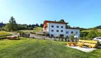 Country house at the Schindelberg lift - family nest