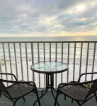 *Newly Remodeled* Beachfront Condo 3Bed/2Bath—Sea Oats 404